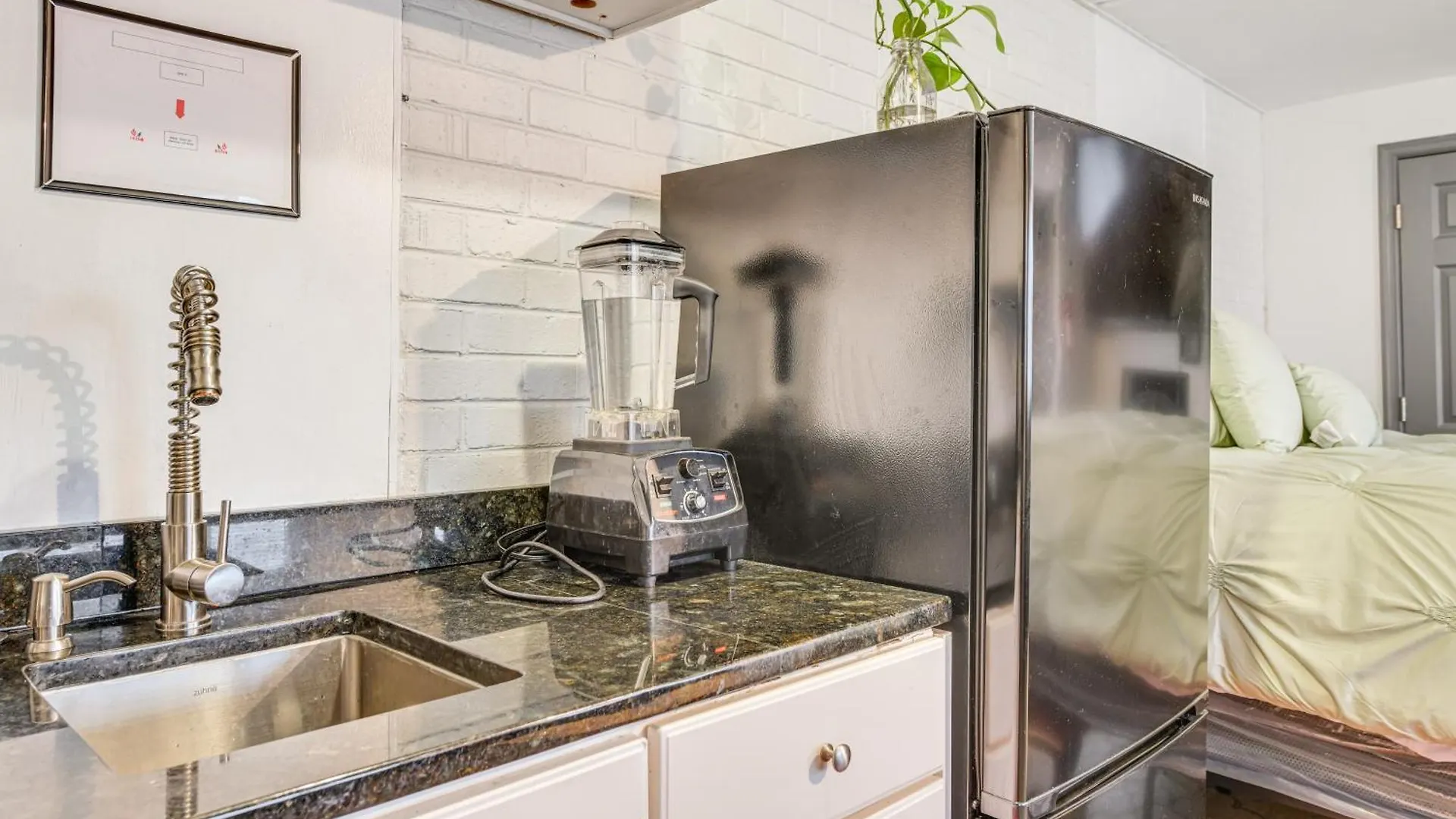 Close To Dtwn Richmond Apartment With Private Patio United States
