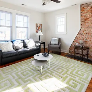 Contemporary 3-bedroom With Balcony In Rva Richmond